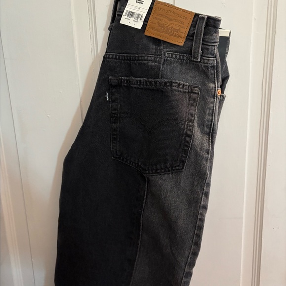 Levi's Women’s Baggy Cropped Jeans - Black - Picture 5 of 5